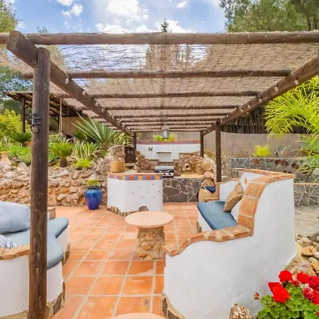 Villa Cubo's Casa Maracai
